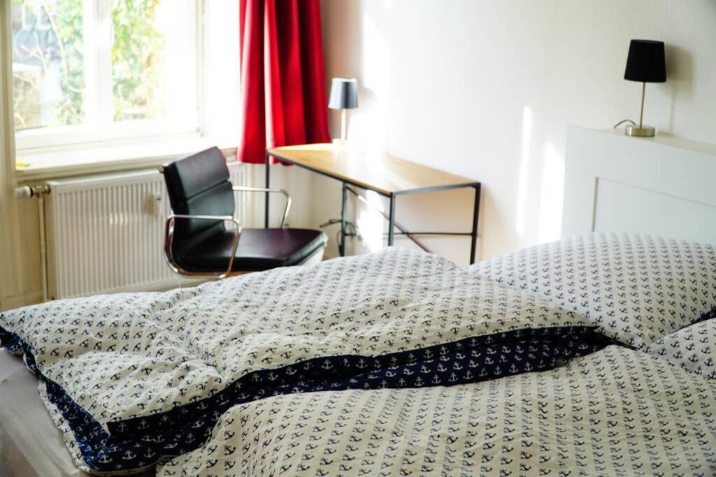 Großzügige Altbauwohnung in Bestlage Hamburgo Exterior foto