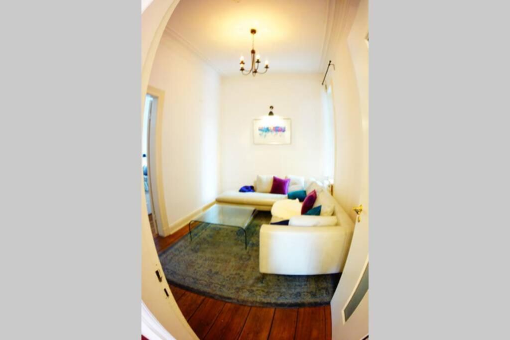 Großzügige Altbauwohnung in Bestlage Hamburgo Exterior foto