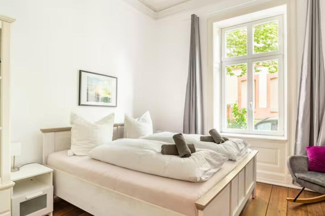 Großzügige Altbauwohnung in Bestlage Hamburgo Exterior foto