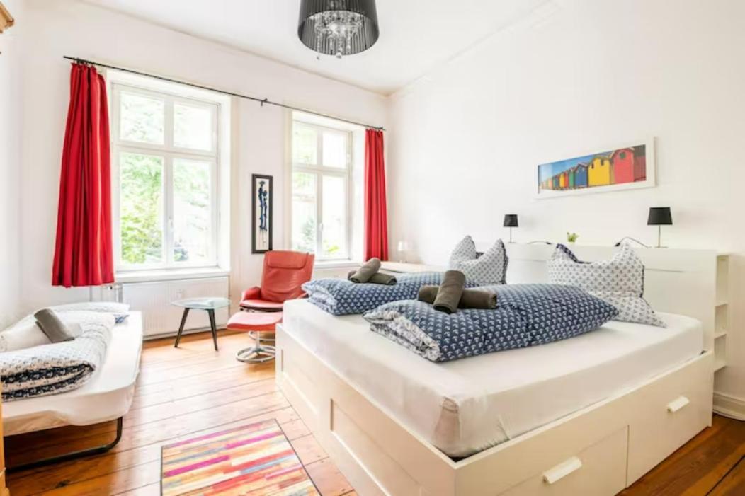 Großzügige Altbauwohnung in Bestlage Hamburgo Exterior foto