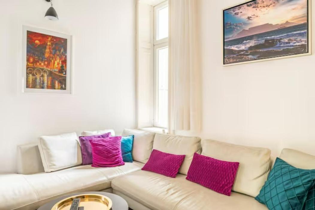 Großzügige Altbauwohnung in Bestlage Hamburgo Exterior foto